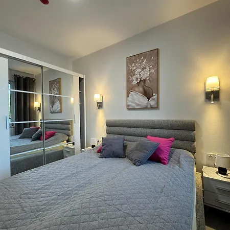 Caro - Naj Apartment